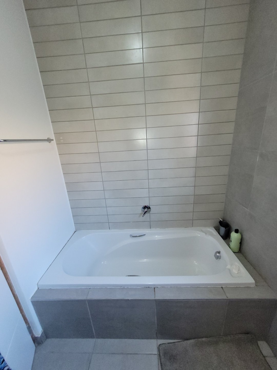 3 Bedroom Property for Sale in Hansmoeskraal A H Western Cape